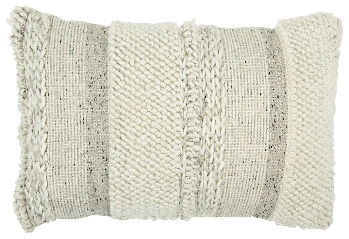 Standon - Pillow - Best Buy Furniture