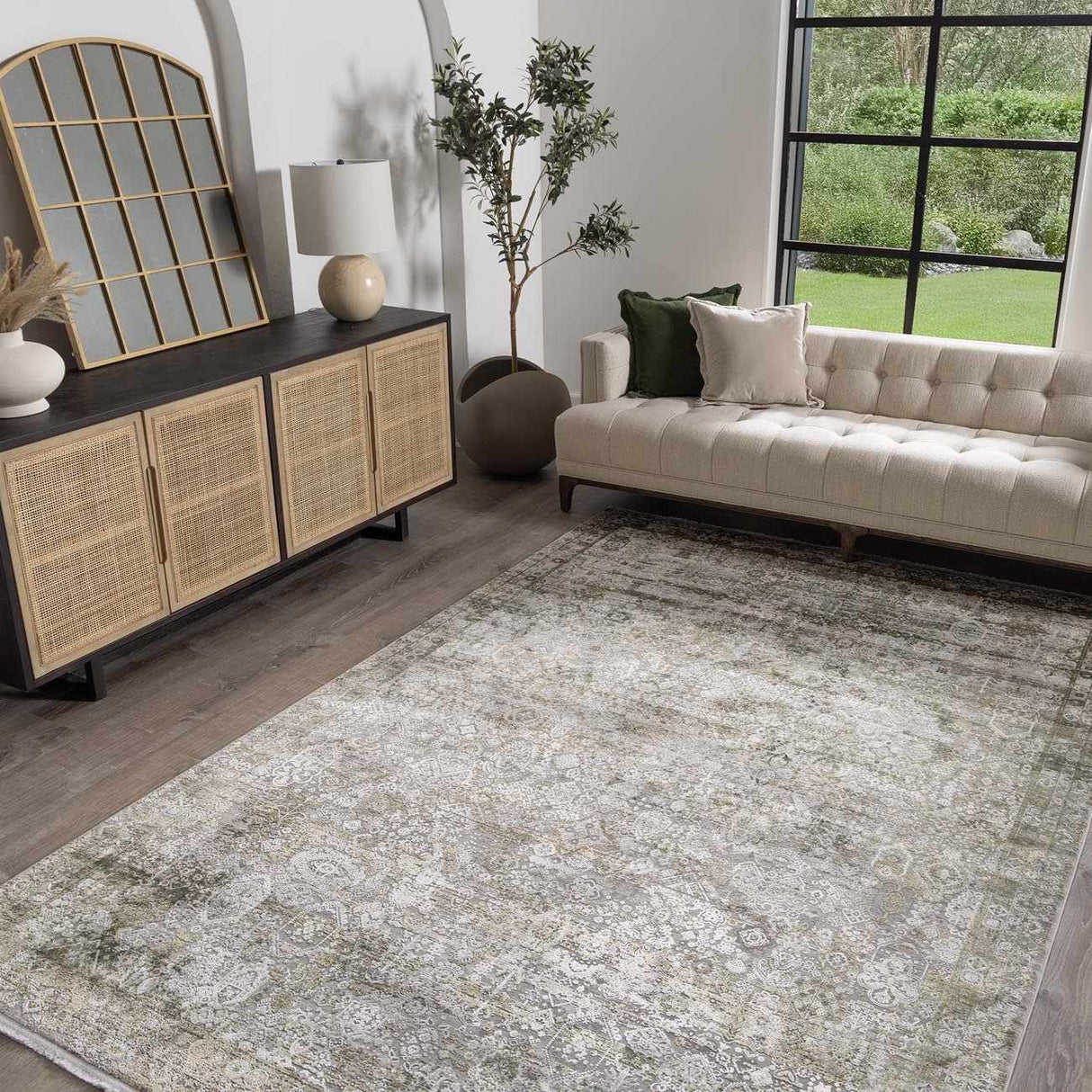 Arlen Area Rug