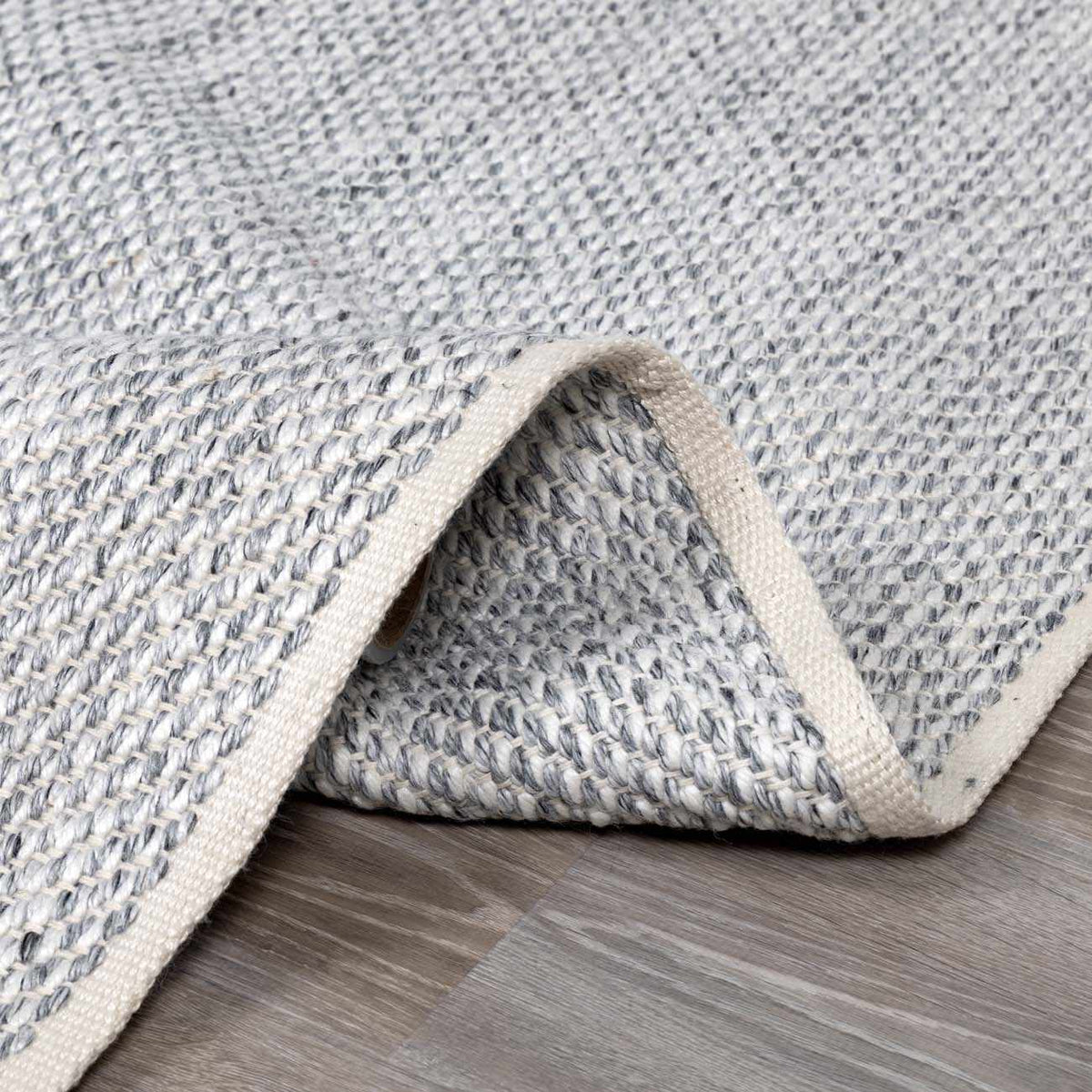 Stenhousemuir Luxe Handmade Rug - Clearance