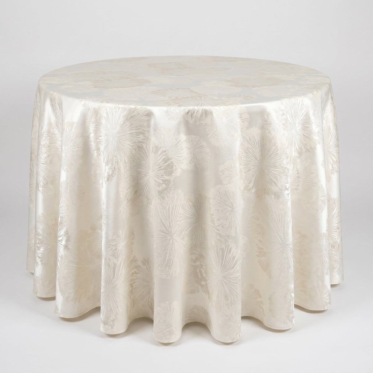 Allium Jacquard Tablecloth – Off White