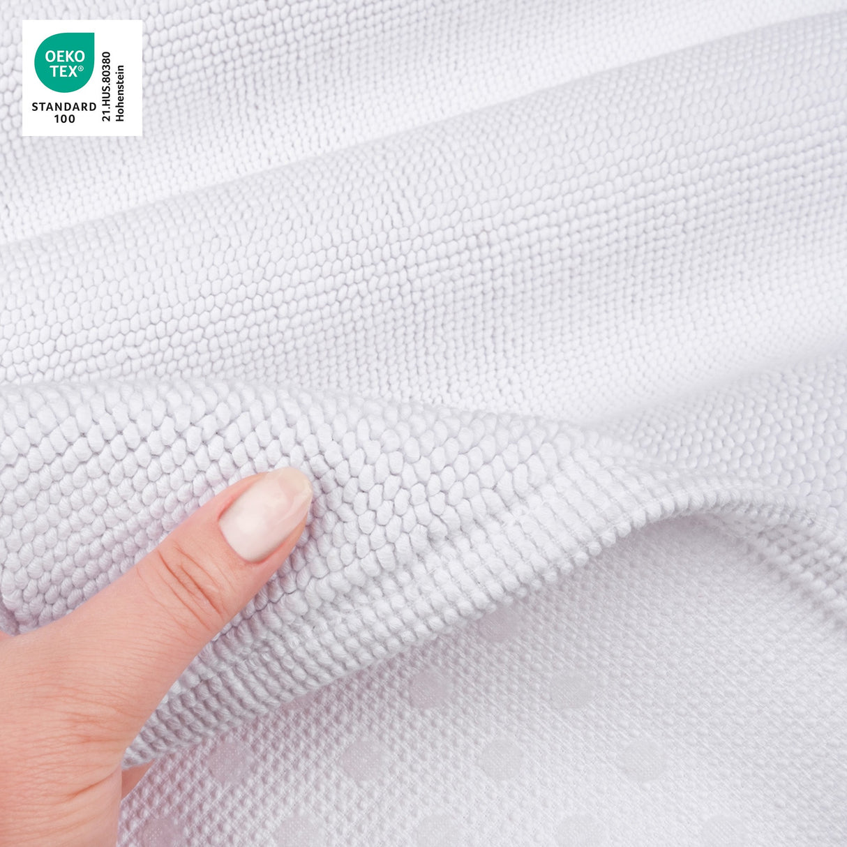 American Soft Linen 100% Cotton Bath Mat Rugs, 17x24 inches with Silicone Backing, Soft Absorbent Grip-Enhanced Bath Mats for Bathroom
