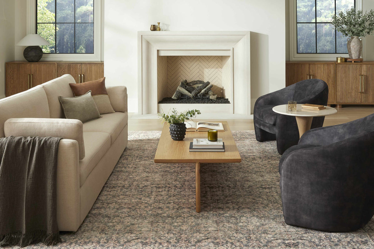 Collins Avenue III Vintage Damask Area Rug