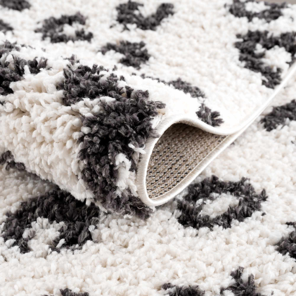 Zhen Black Spots Leopard Rug - Clearance