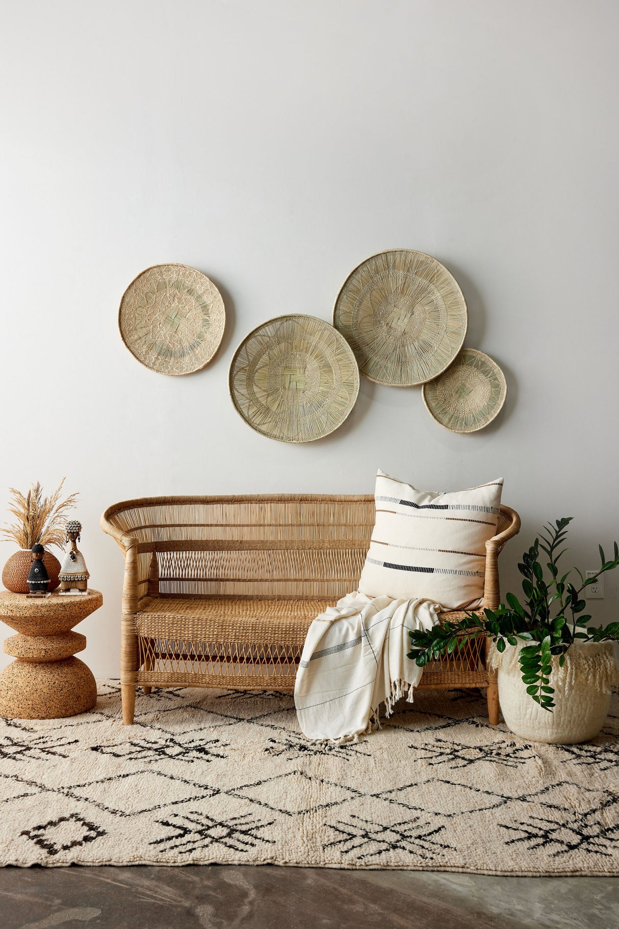 Binga Lace Blonde Basket