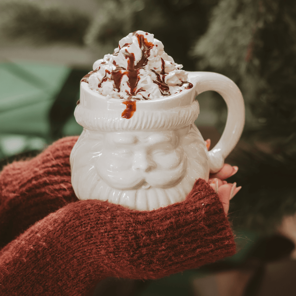 Santa 19oz. Figurine Coffee Mug
