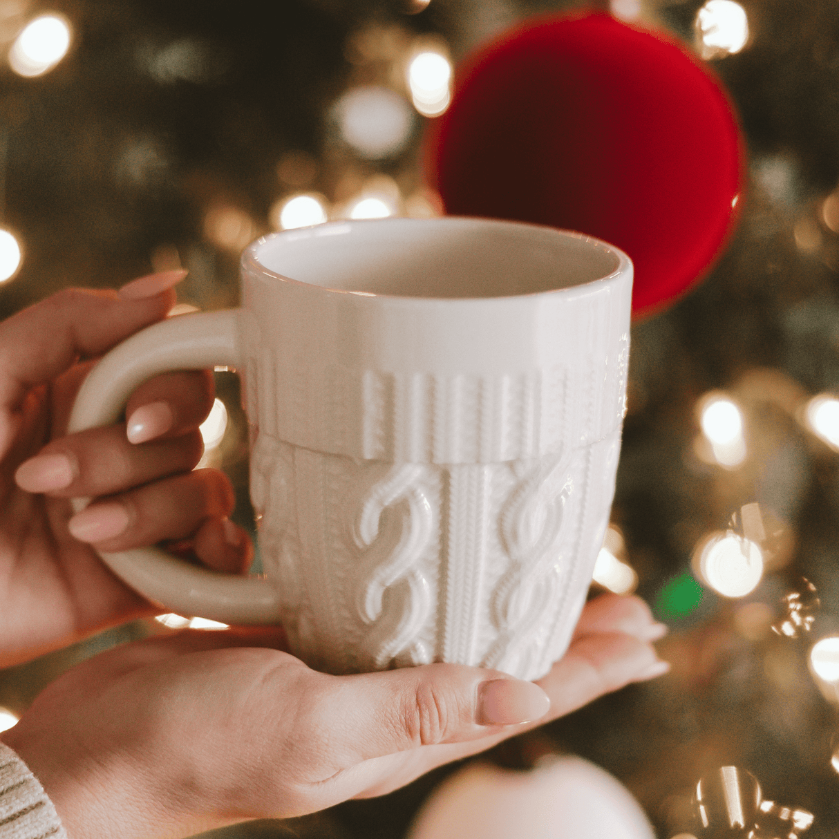 Cream Sweater 18oz. Figurine Coffee Mug