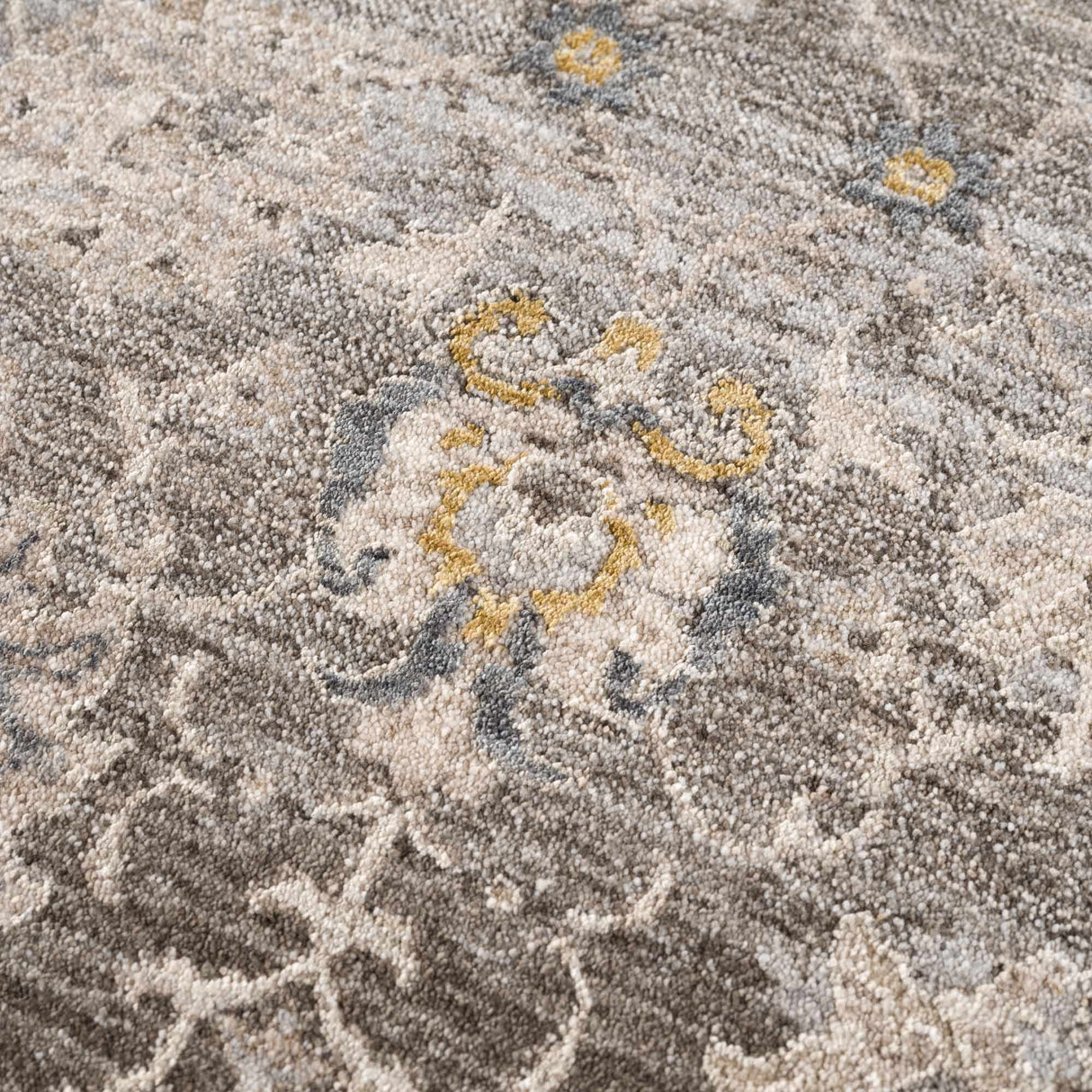 Amaru Green Textured Rug with Fringes