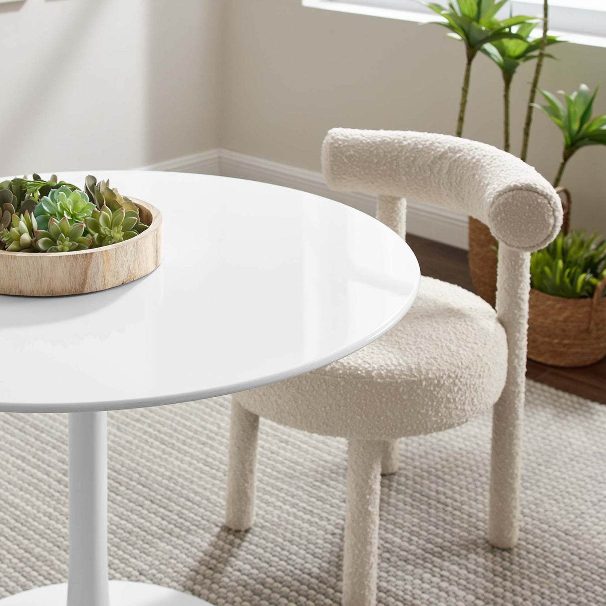 Lippa 40" Round Wood Dining Table by Modway