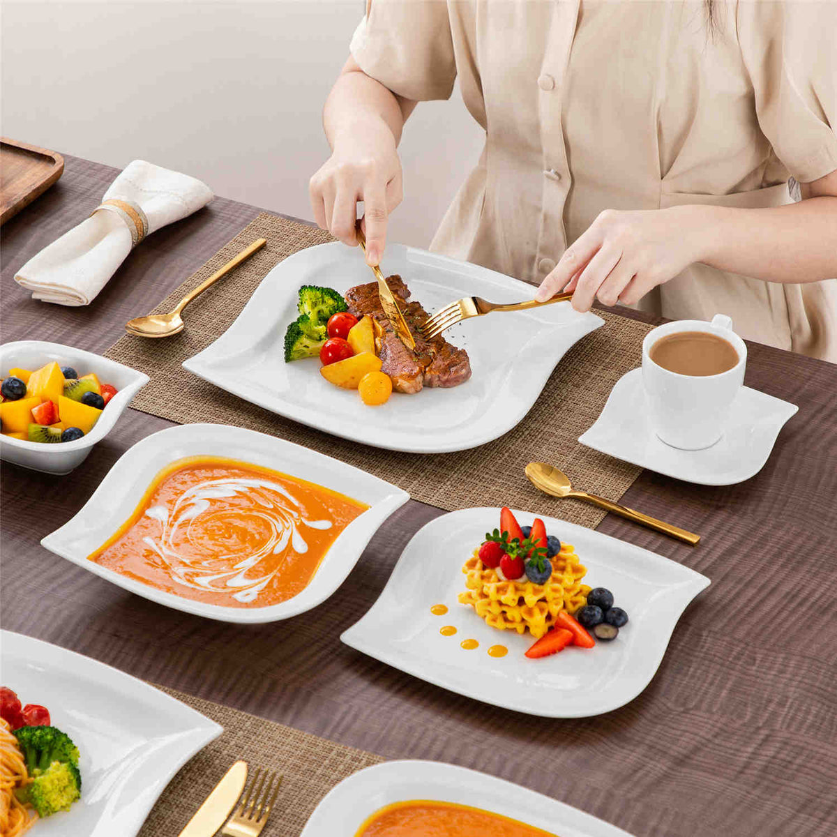 Elvira Marble Grey 36 Piece Dinnerware Set