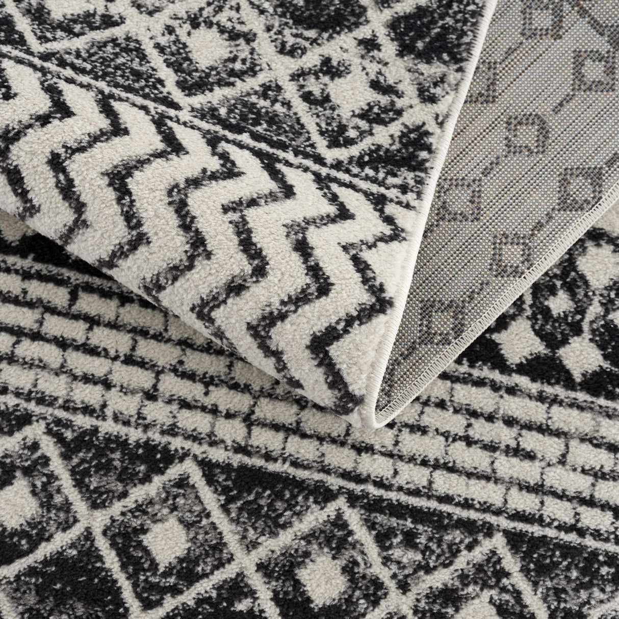Constantin Area Rug