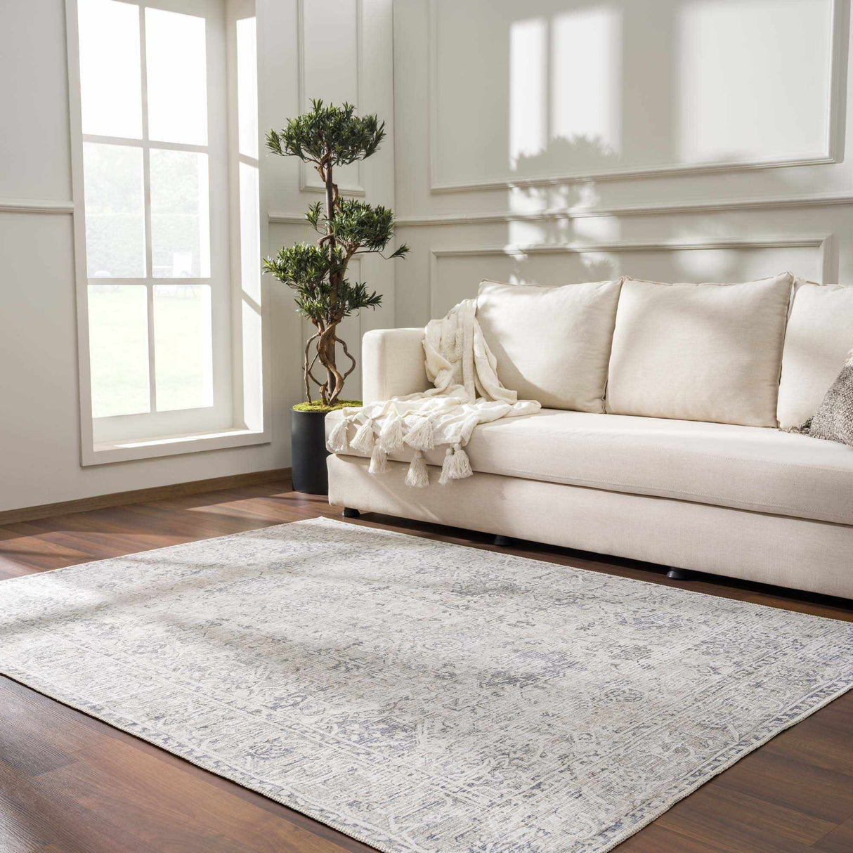 Nyako Area Rug