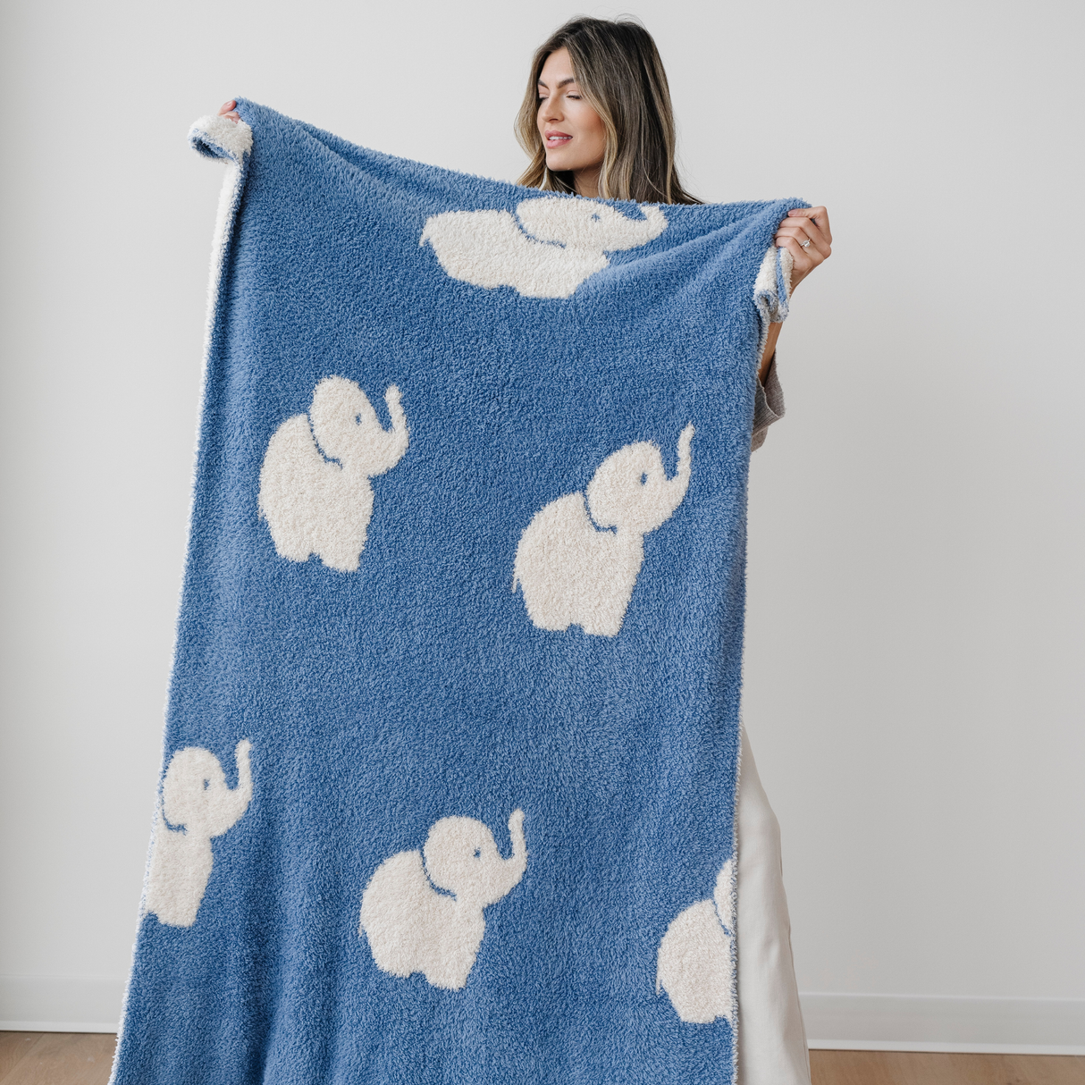 Saranoni DOUBLE-LAYER BAMBONI® TODDLER BLANKETS in Elephant Double Layer