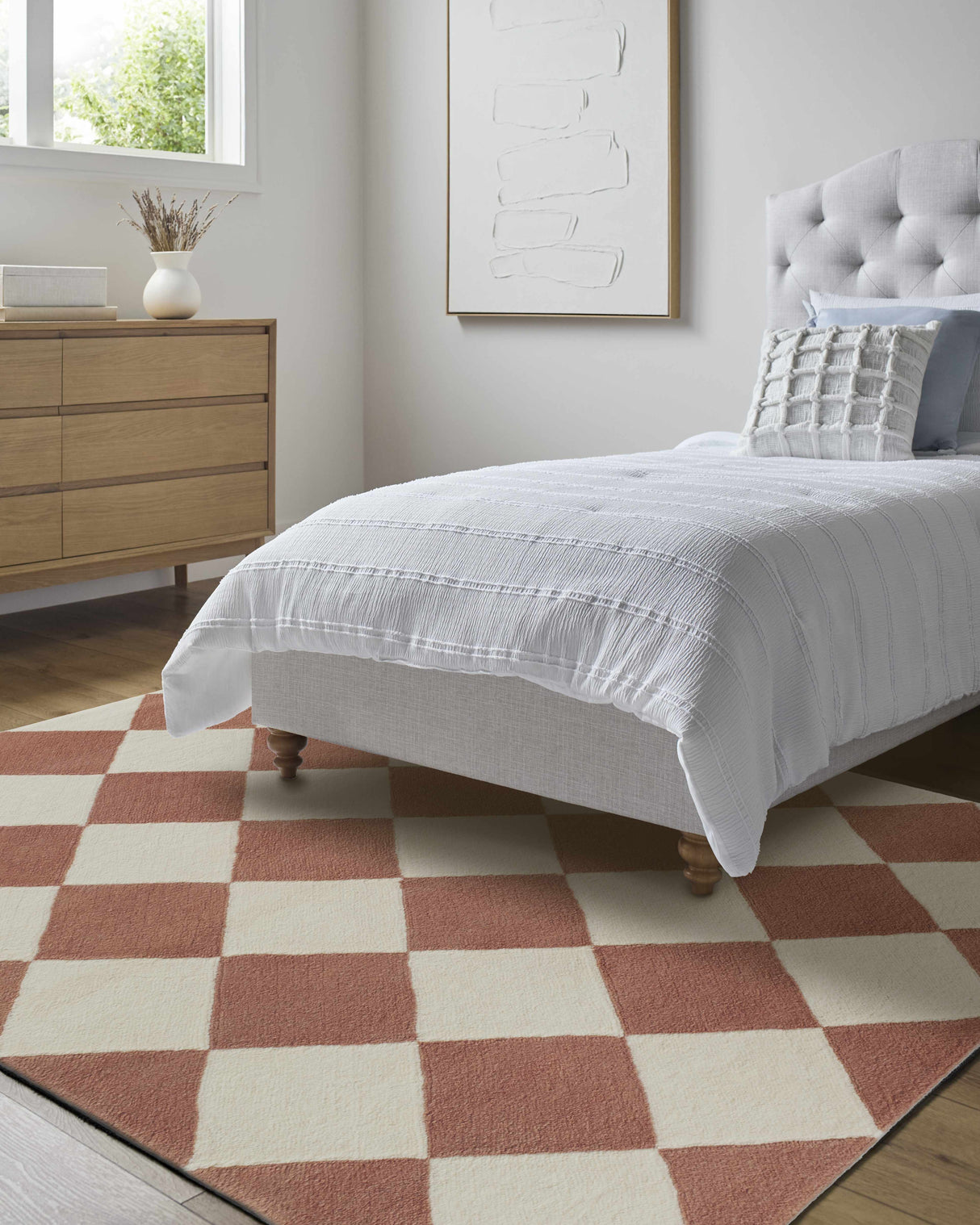 Almeda Diamond Washable Wool Rug