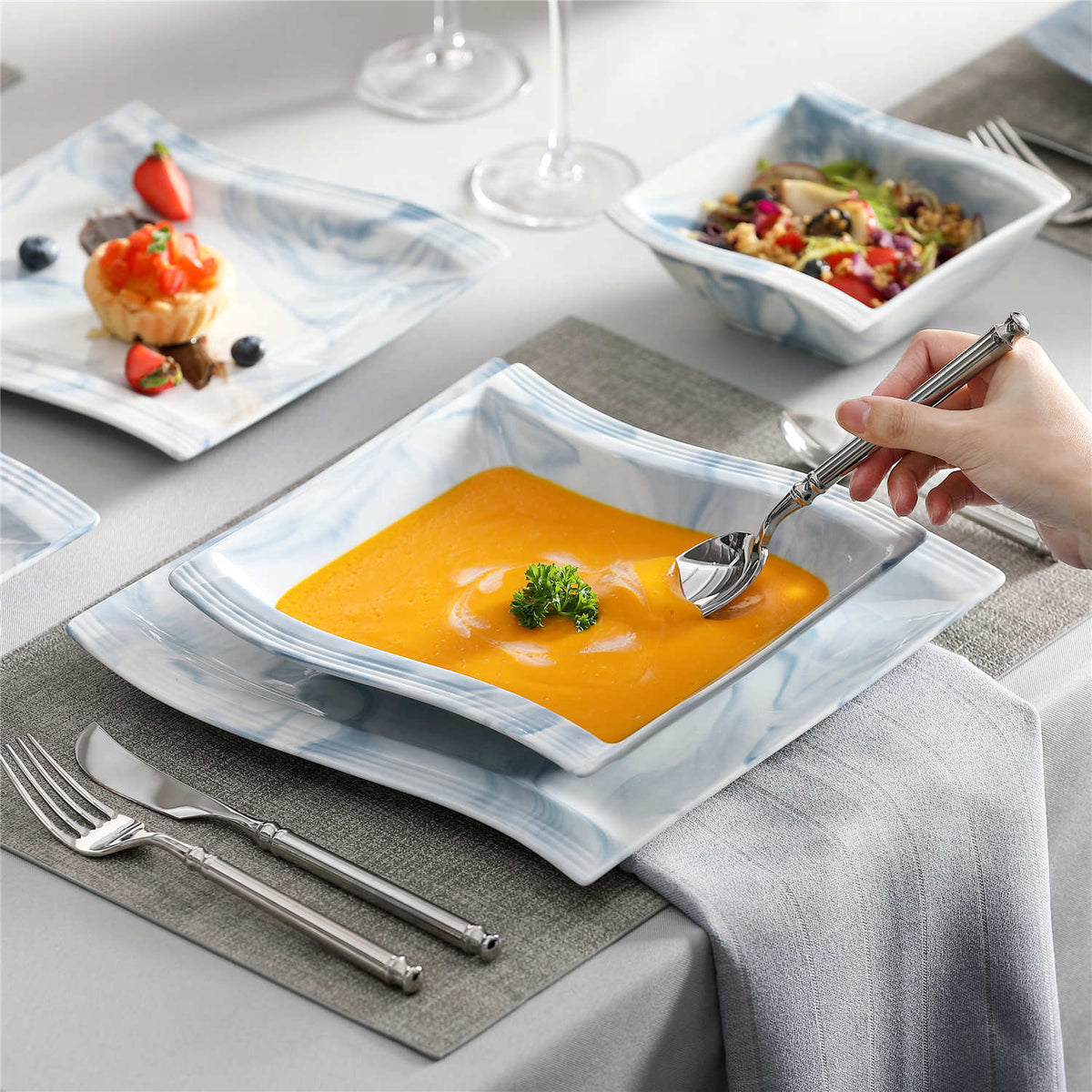 Flora Marble Grey 26 Piece Dinnerware Set
