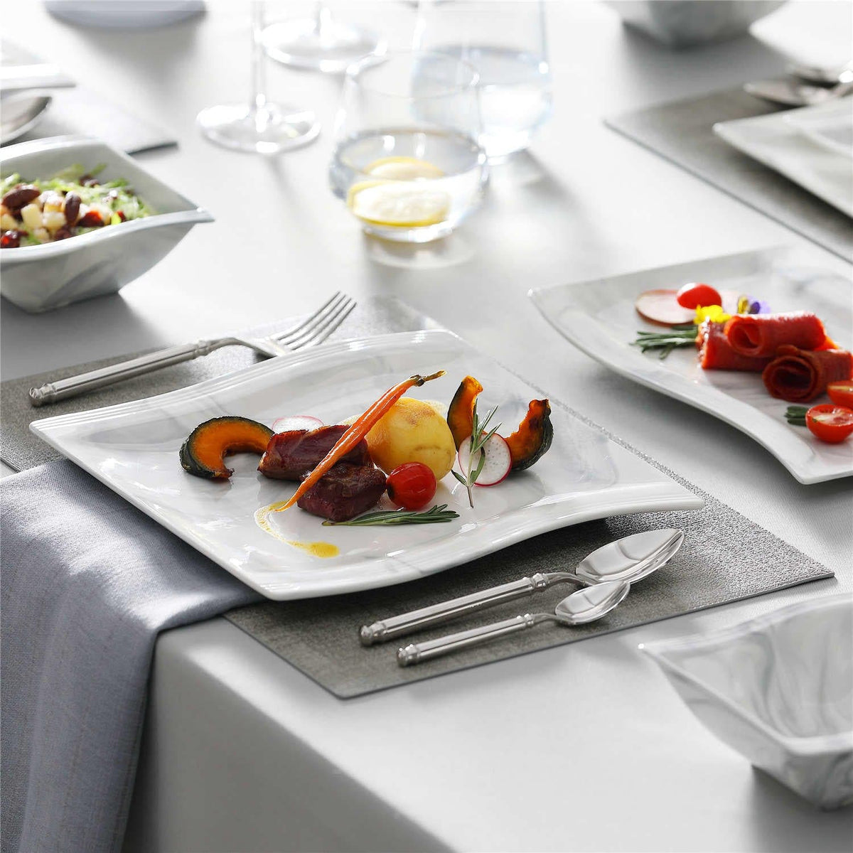 Flora Marble Blue 26 Piece Dinnerware Set