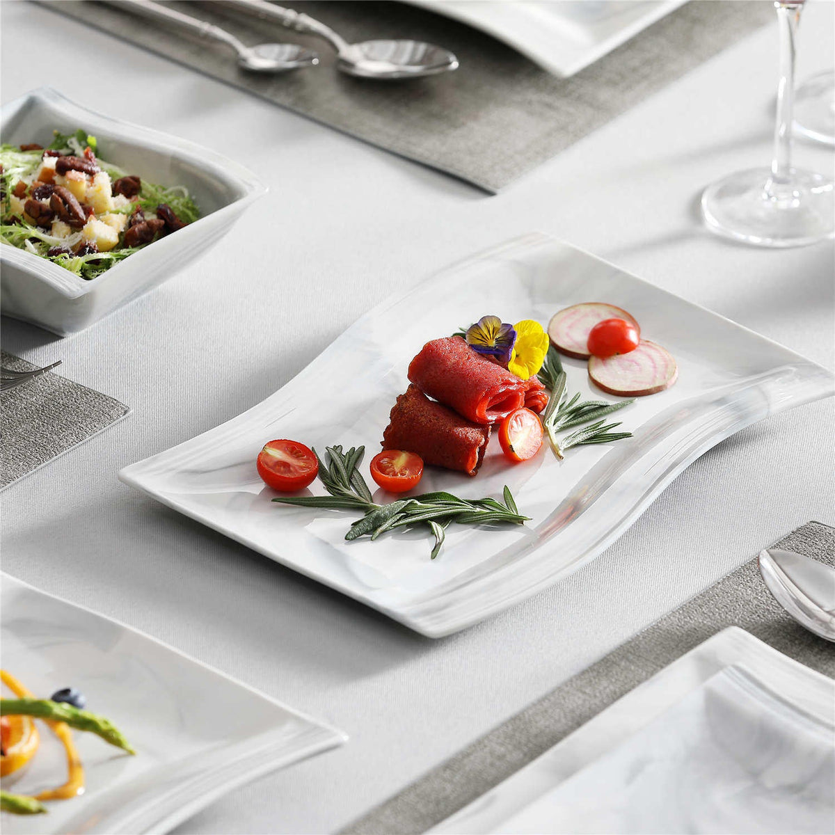 Flora Marble Grey 26 Piece Dinnerware Set