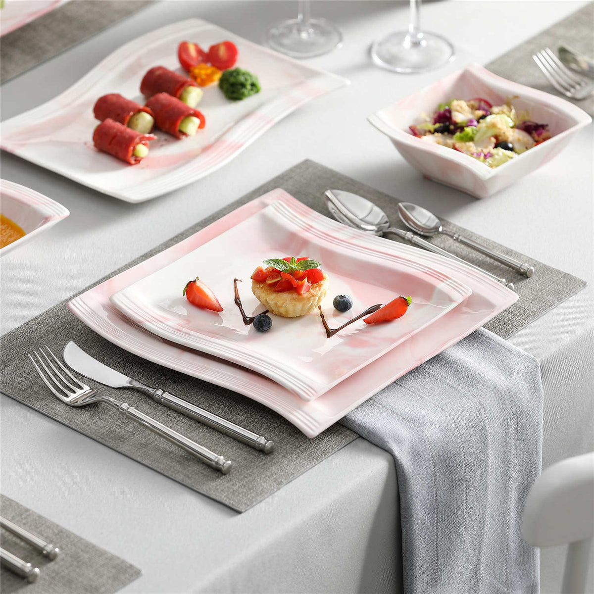Flora Marble Blue 26 Piece Dinnerware Set