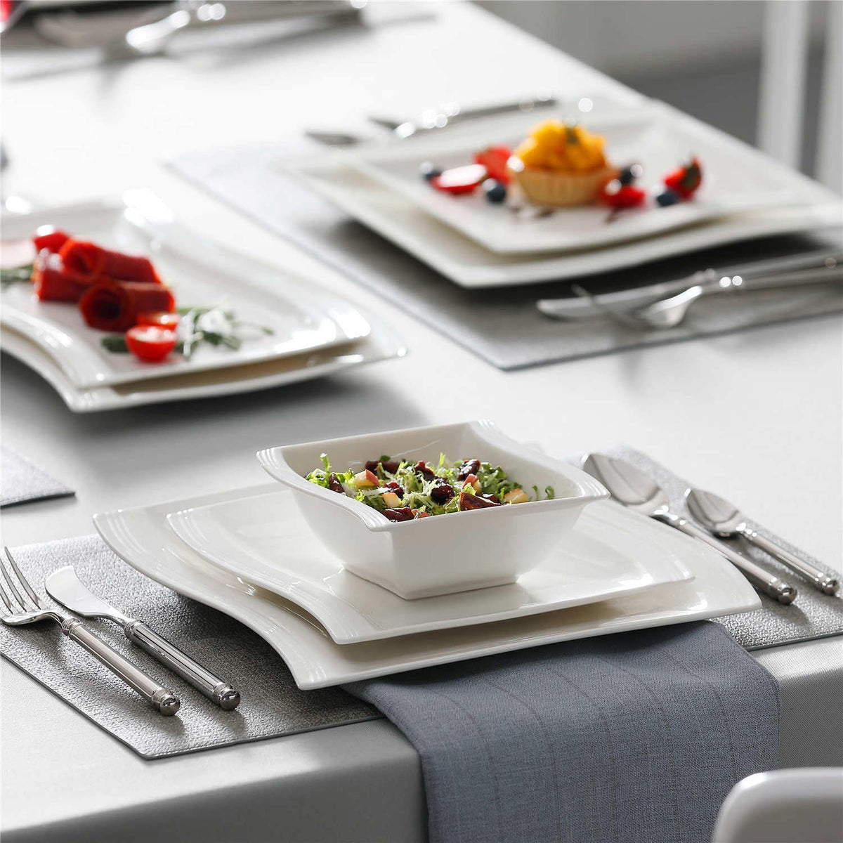 Flora Marble Blue 30 Piece Dinnerware Set