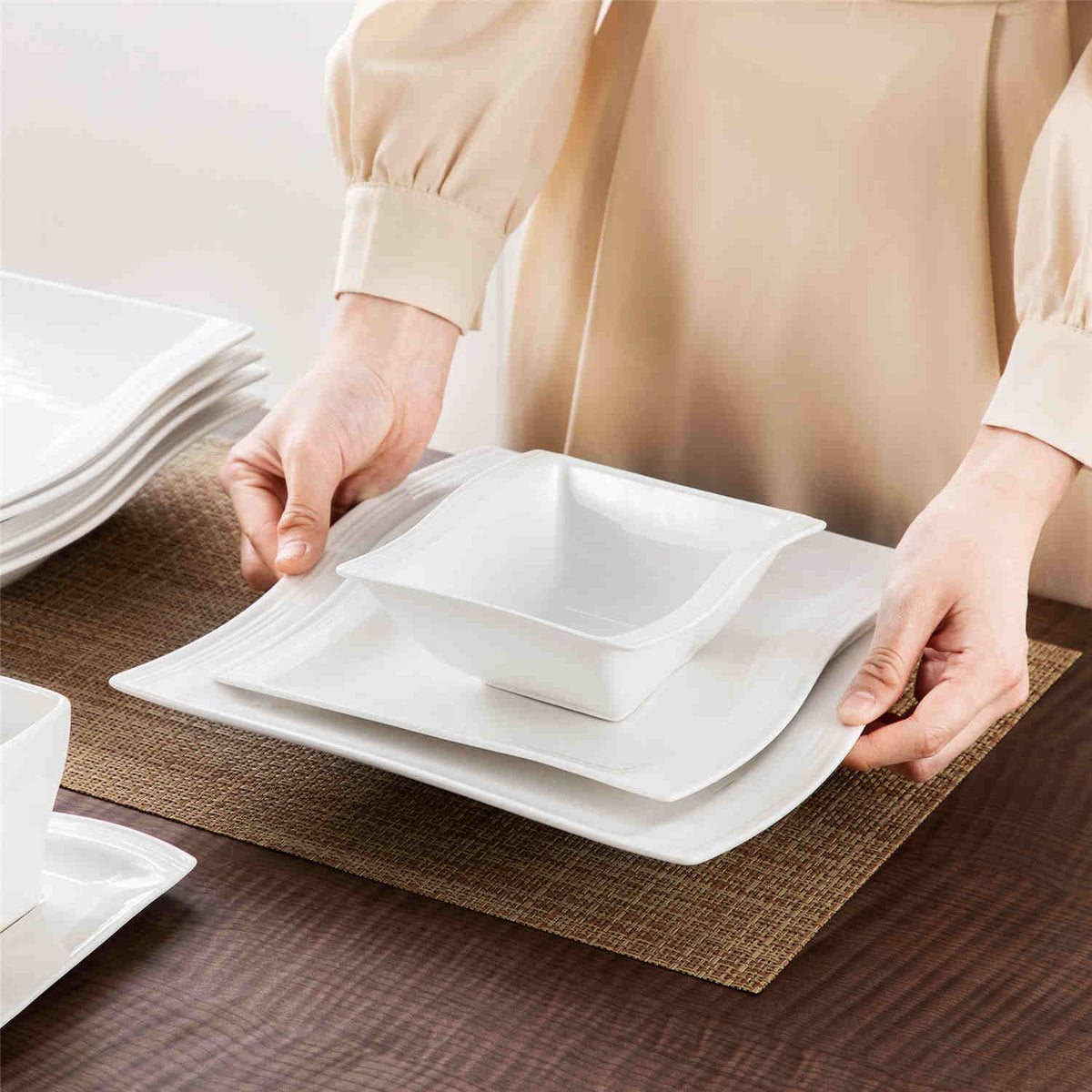 Flora Marble Grey 36 Piece Dinnerware Set