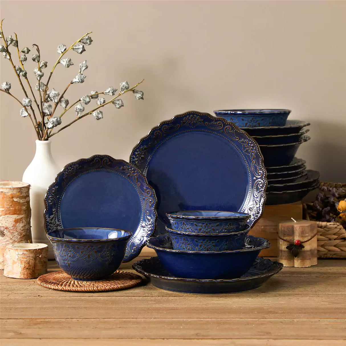 Giselle 16 Piece Dinnerware Set