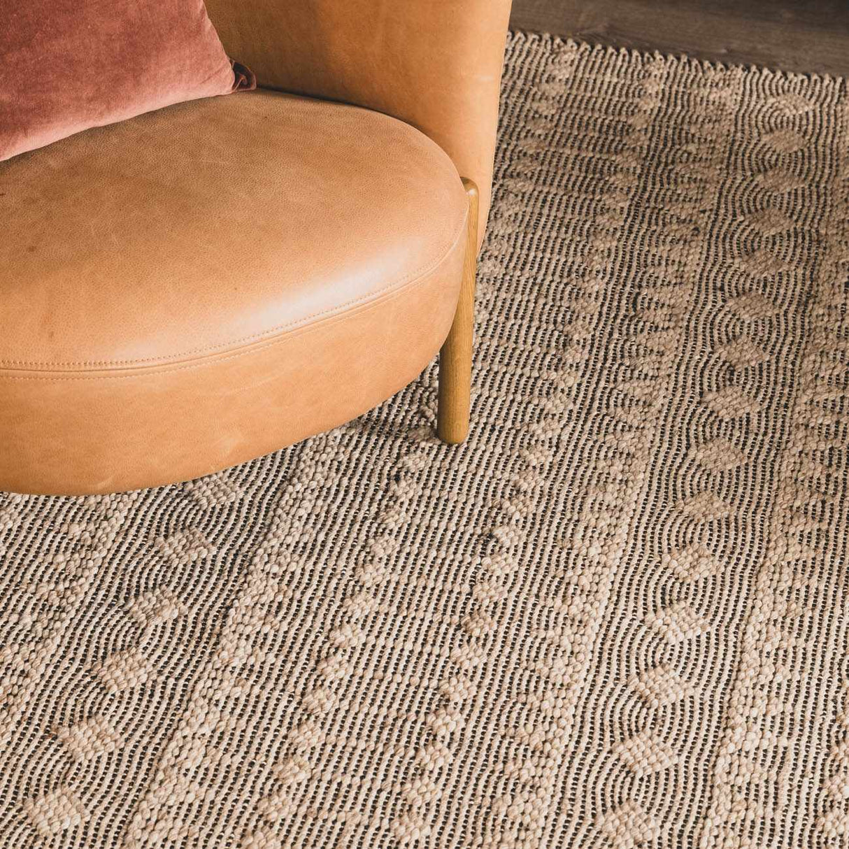 Hanston Handmade Faux Silk Rug - Clearance