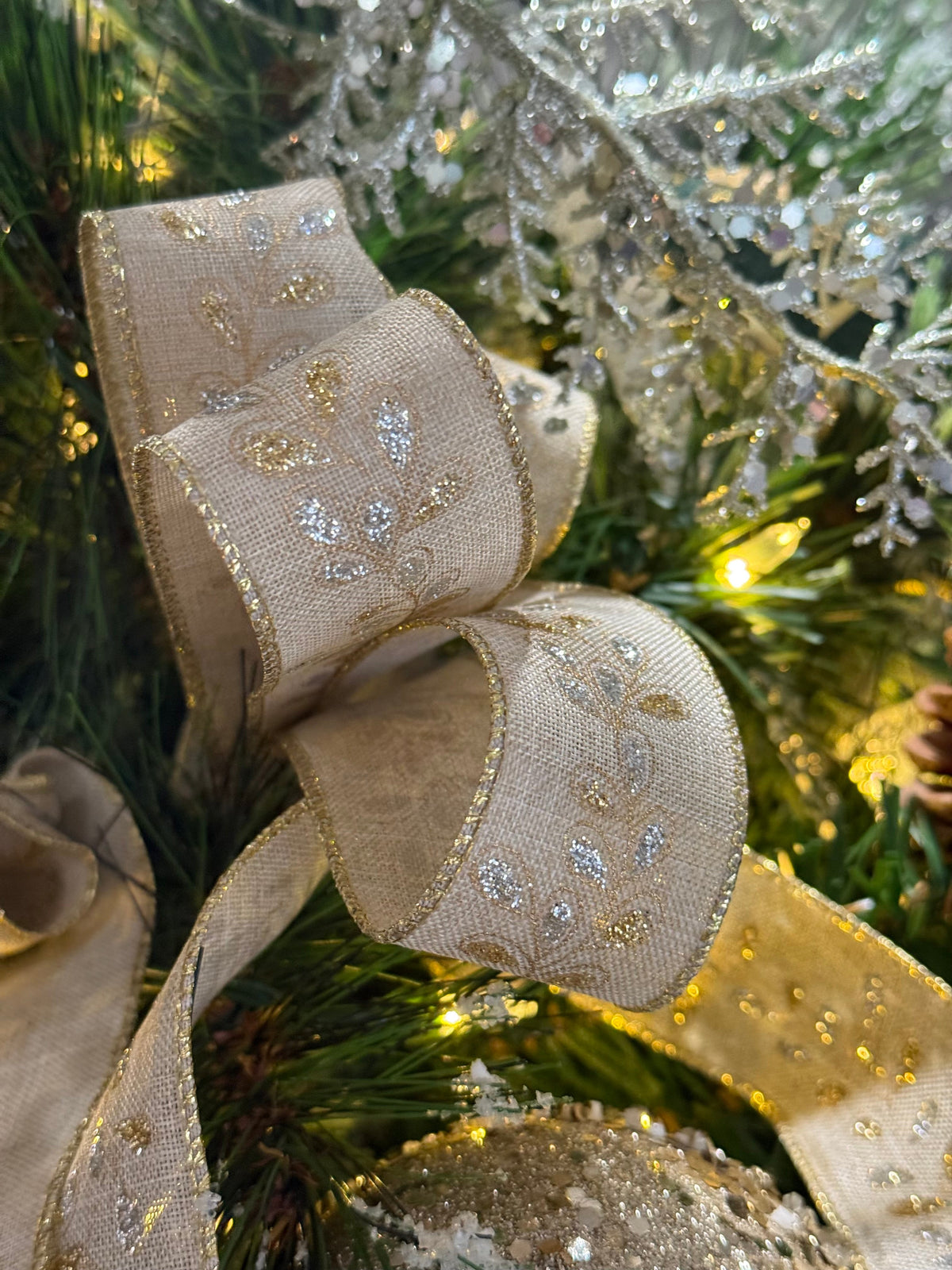 Silver and Gold Holiday Tree Decorating Kit