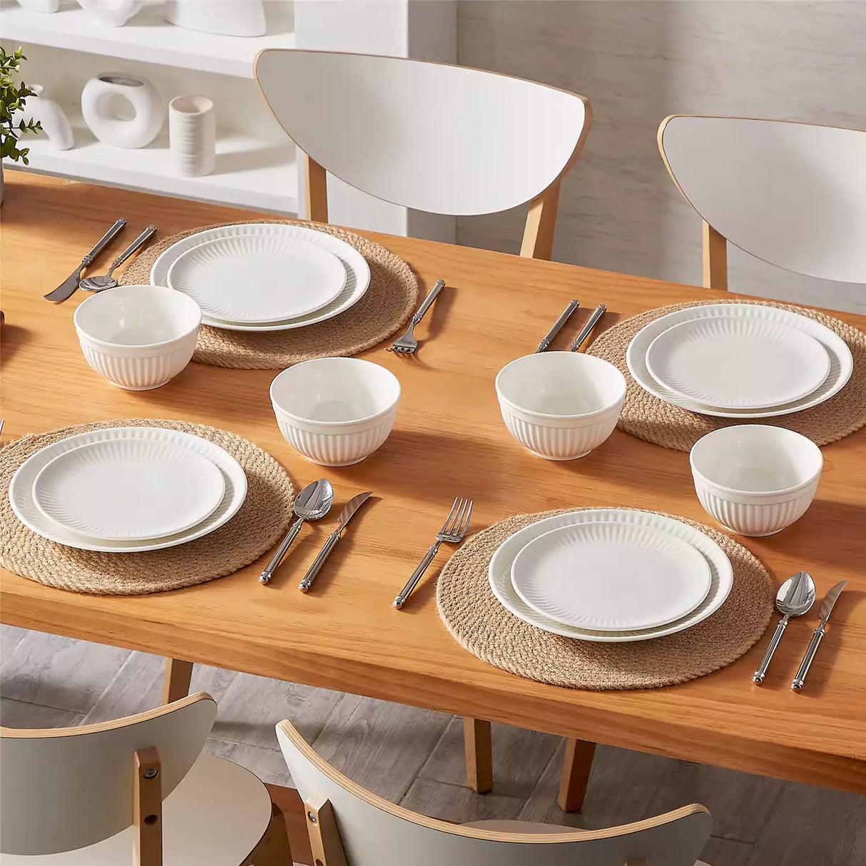 Leila 12 Piece Dinnerware Set