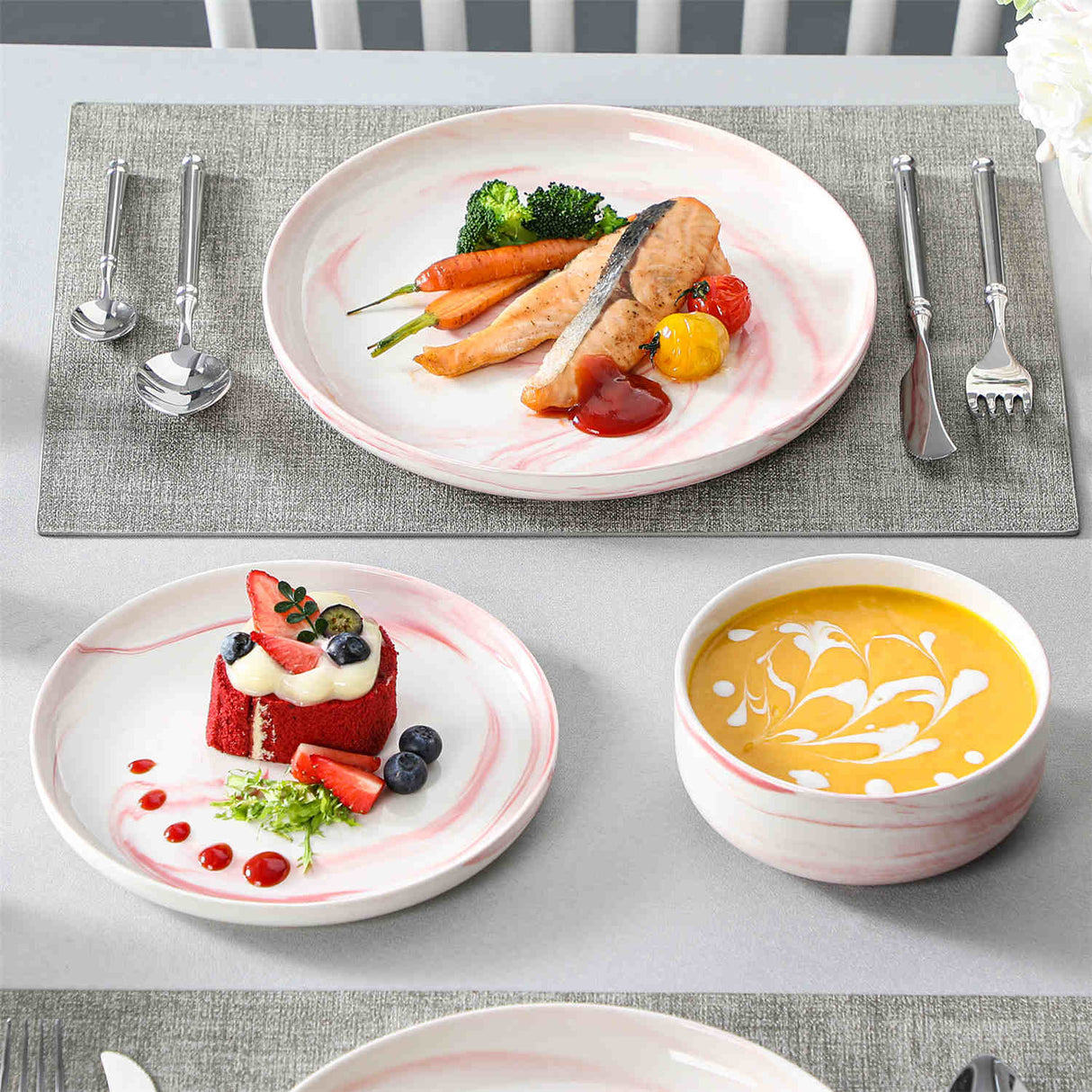 Luna 12 Piece Dinnerware Set