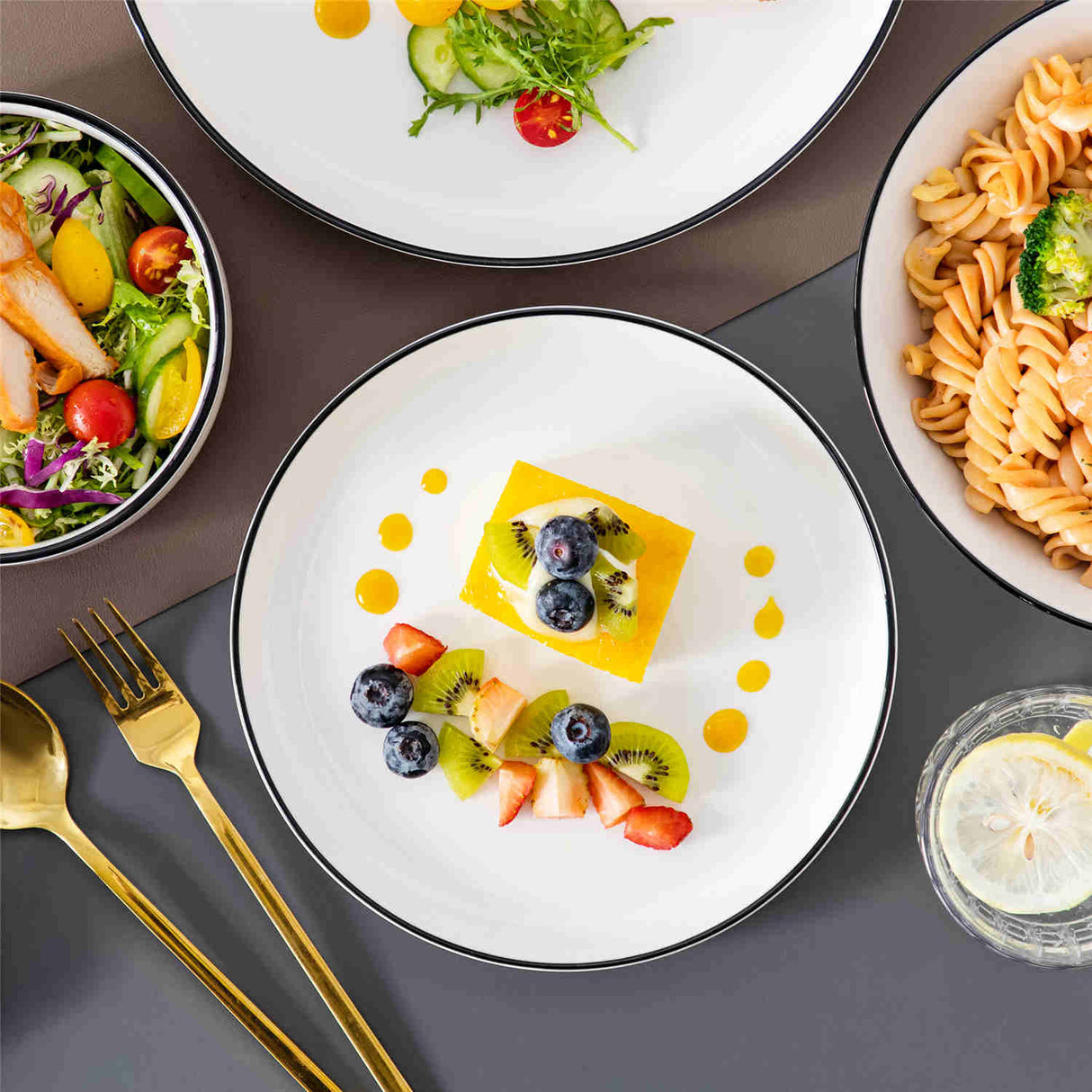 Luna 16 Piece Dinnerware Set