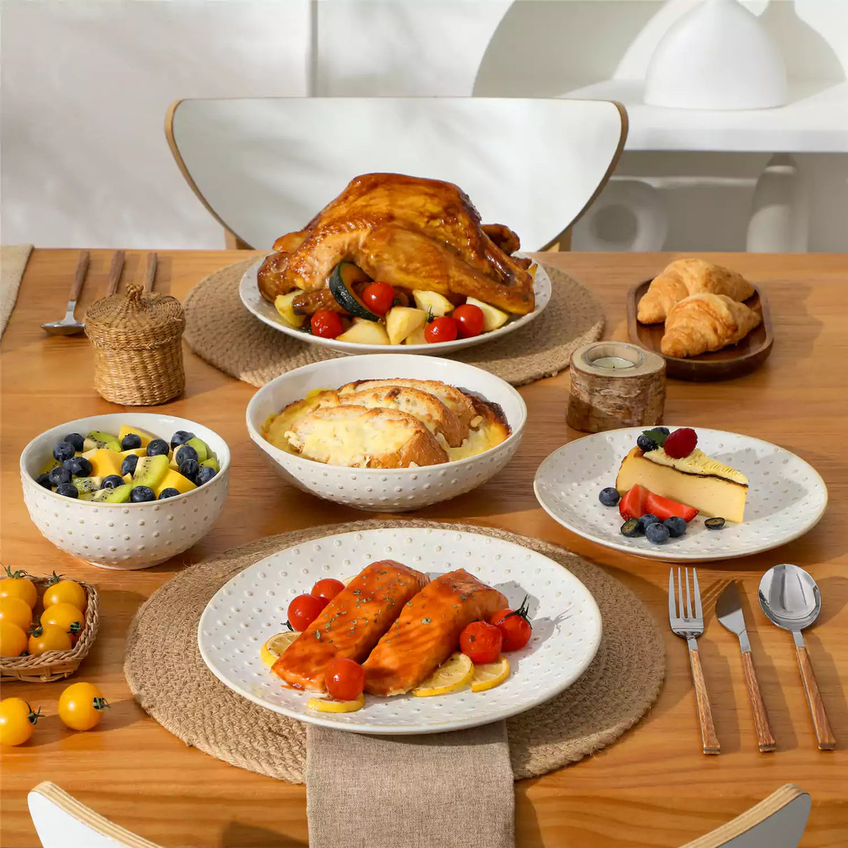 Lydia 16 Piece Antique White Dinnerware Set