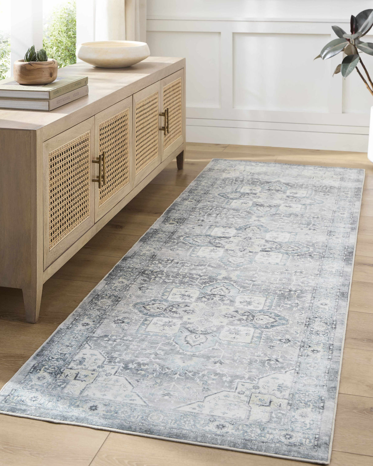 Mauro Blue Medallion Washable Area Rug
