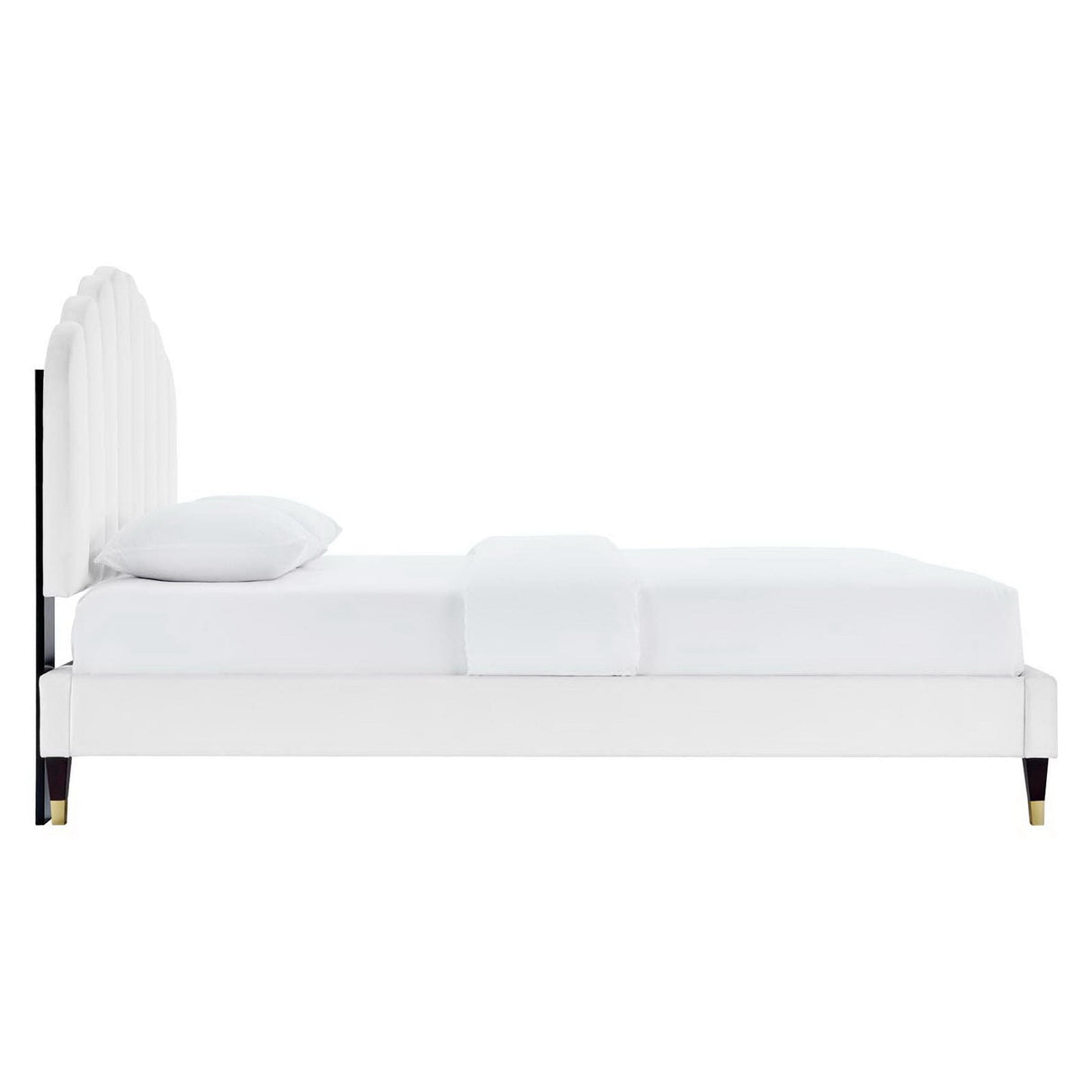 Daisy Performance Velvet Queen Platform Bed by Modway