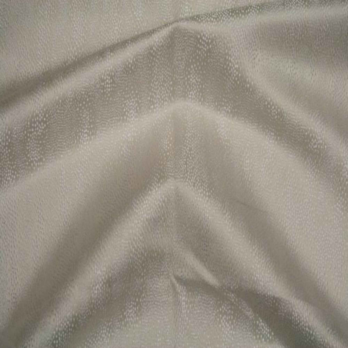Marisol Jacquard Tablecloth – Ivory