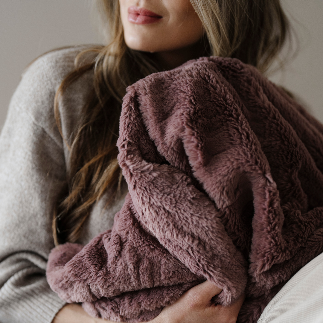 Faux Fur XL Throw Blankets