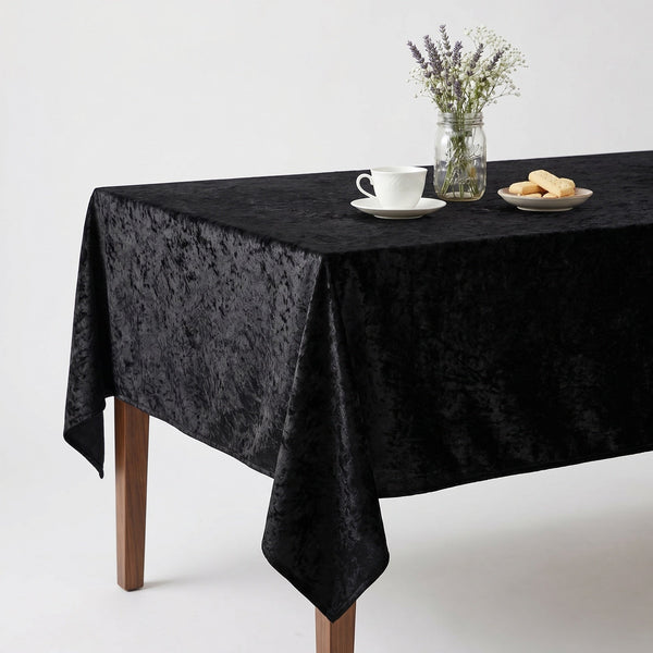 Riverdale Crushed Velvet Tablecloth – Black