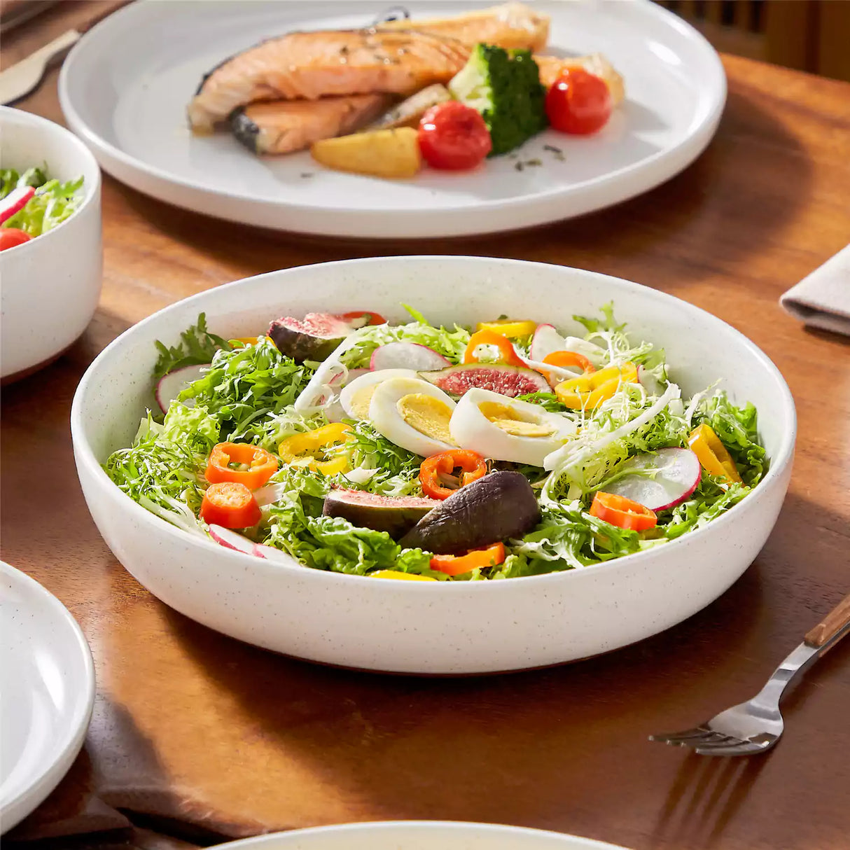 Tara 16 Piece Dinnerware Set