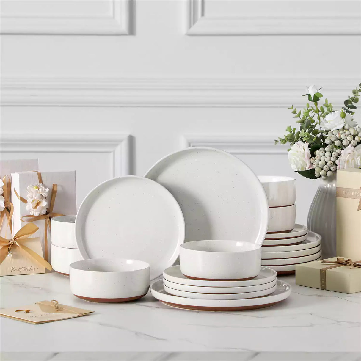 Tara 18 Piece Dinnerware Set