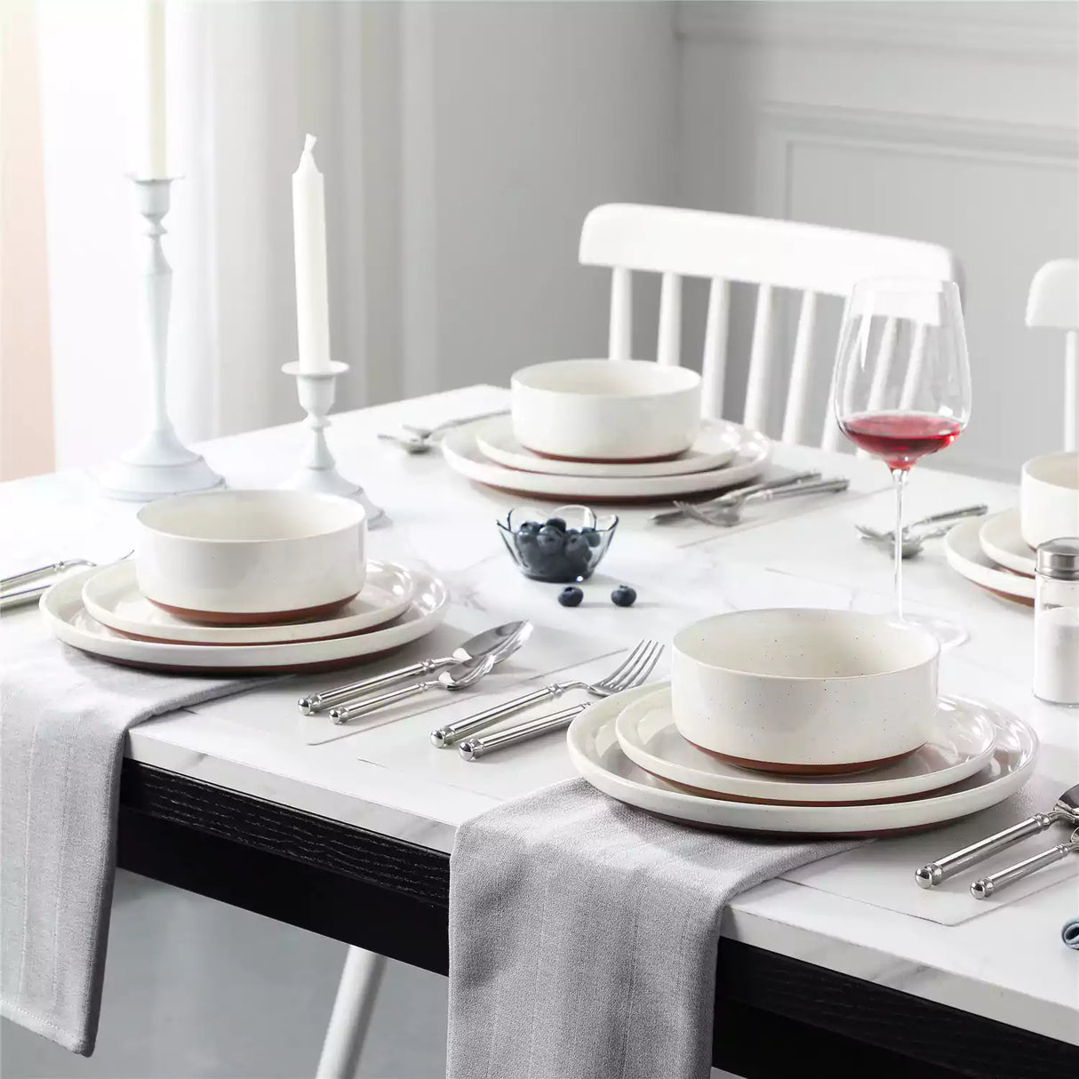 Tara Pink 18 Piece Dinnerware Set