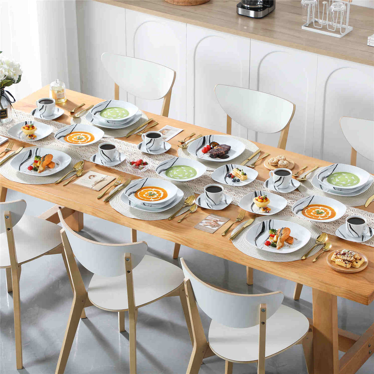Teresa 30 Piece Dinnerware Set