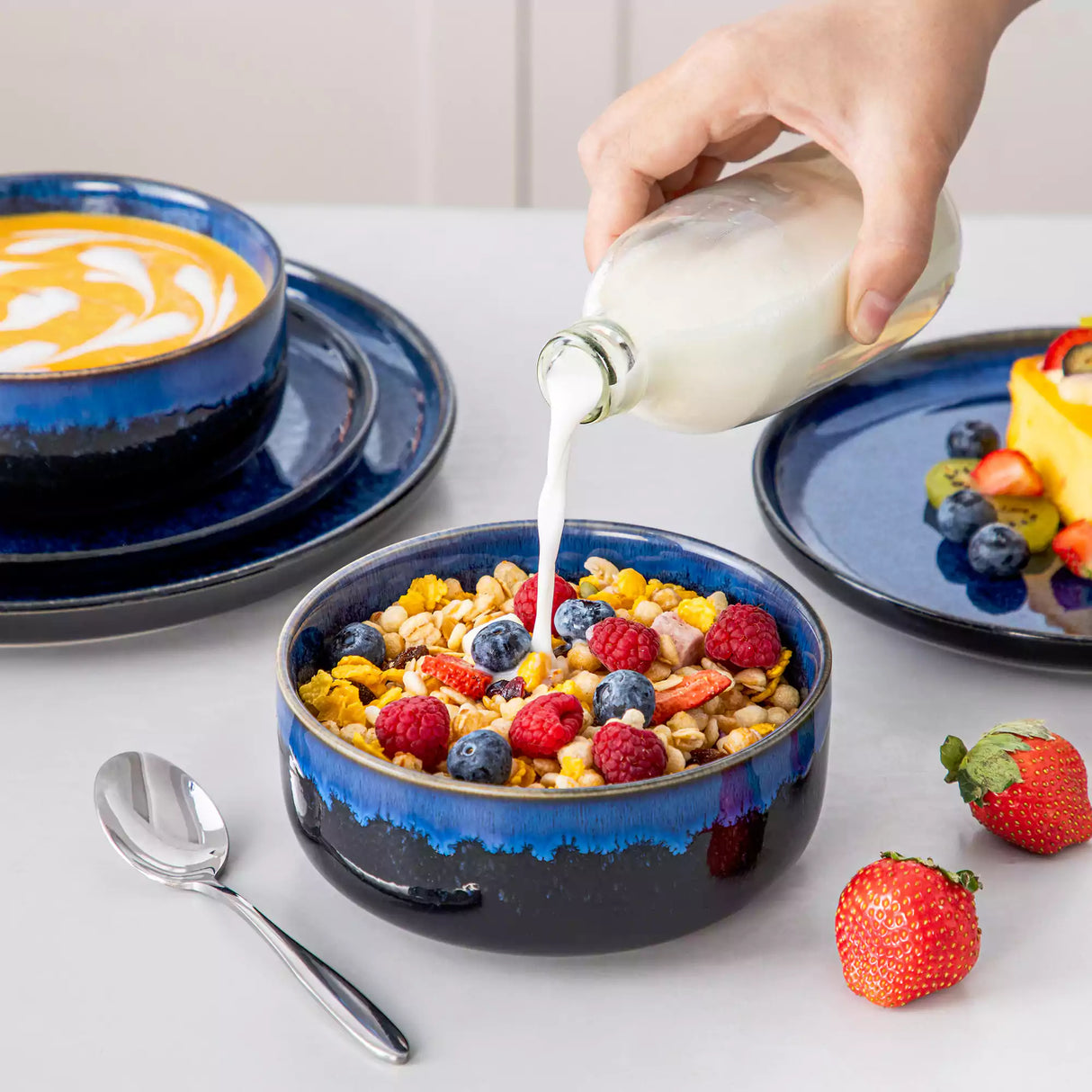 Starry Lipped-Edge 12 Piece Dinnerware Set