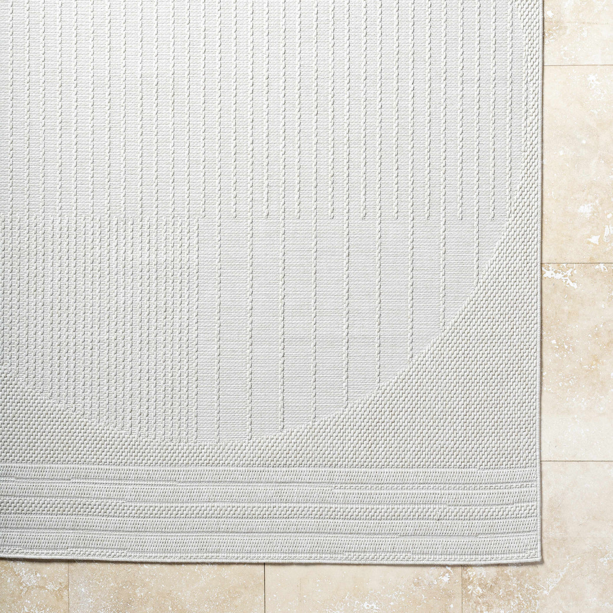 Yuley White Area Rug