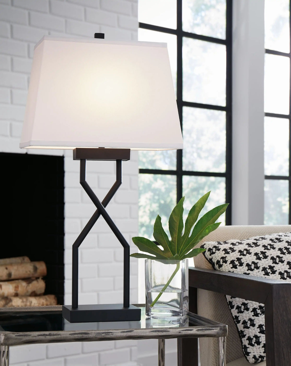 Brookthrone - Metal Table Lamp (Set of 2) - Black - Best Buy Furniture