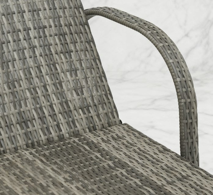 Adjustable Backrest Rattan Pool Lounge Chair