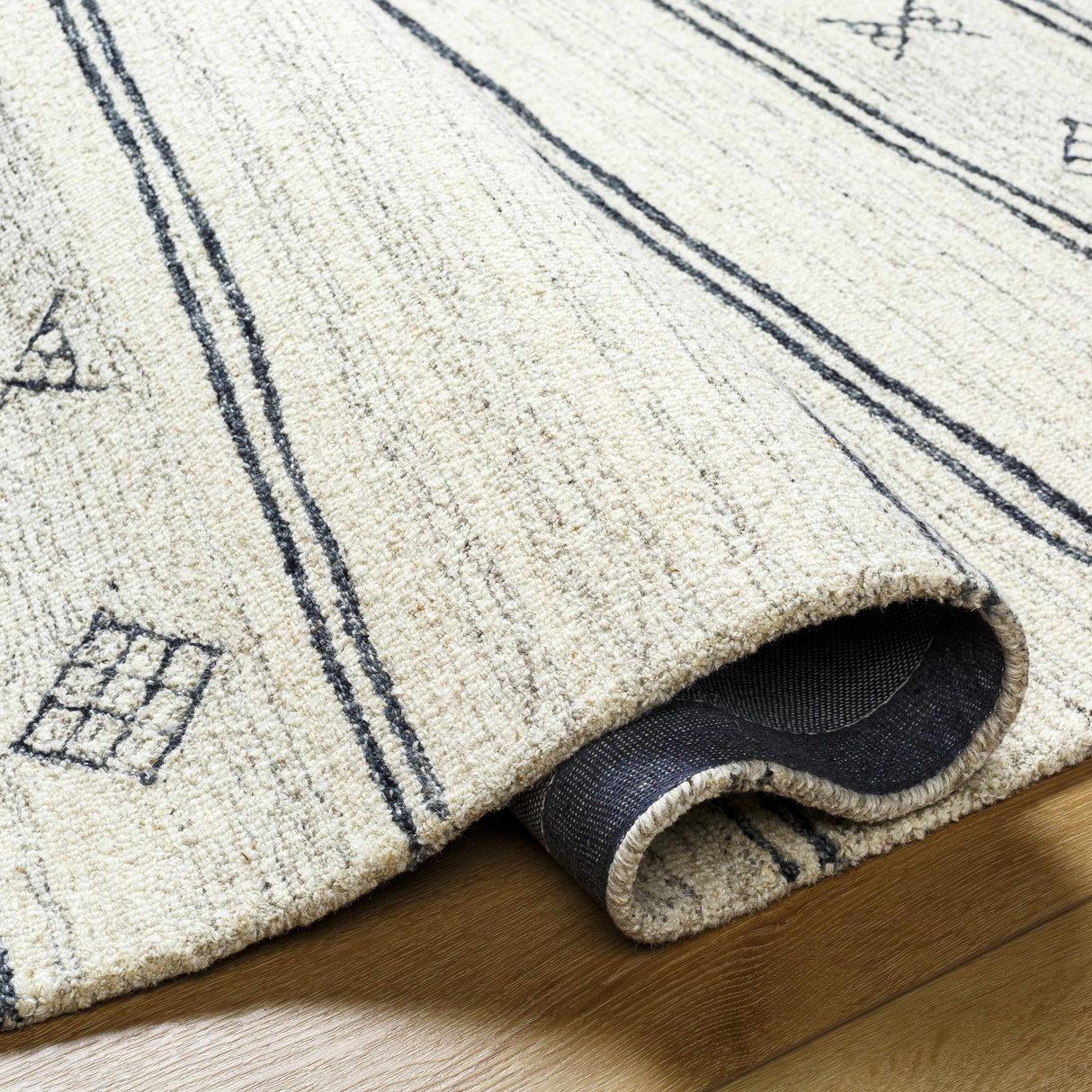 Amaka Area Rug