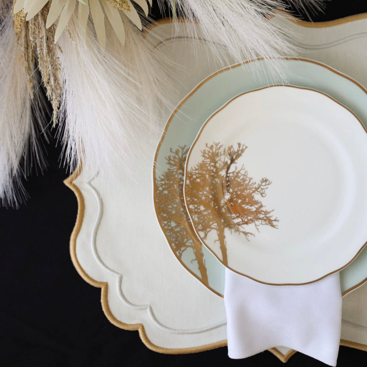 Arista Ivory Rectangle Fabric Placemat