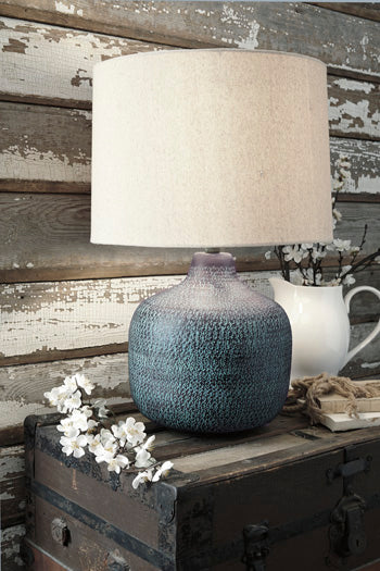 Malthace Metal Table Lamp