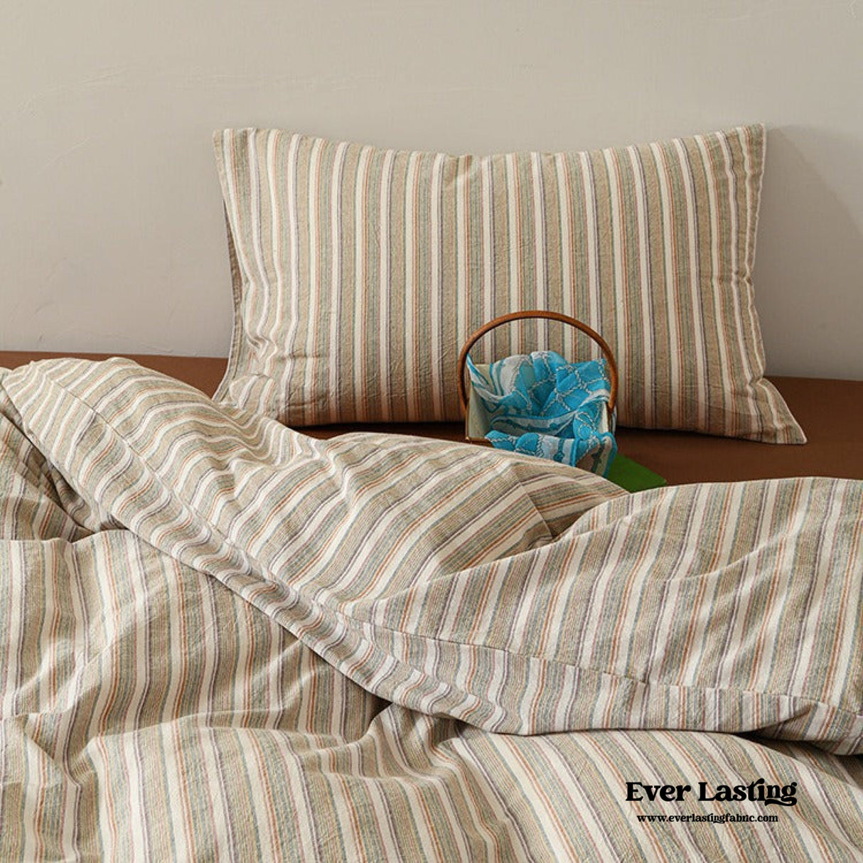 Ava Vintage Striped Cotton Bedding Set / Beige Solid