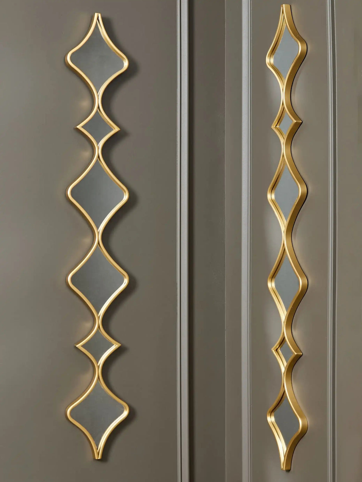Harriswood - Accent Mirror Set (Set of 2) - Gold Finish - Best Buy Furniture