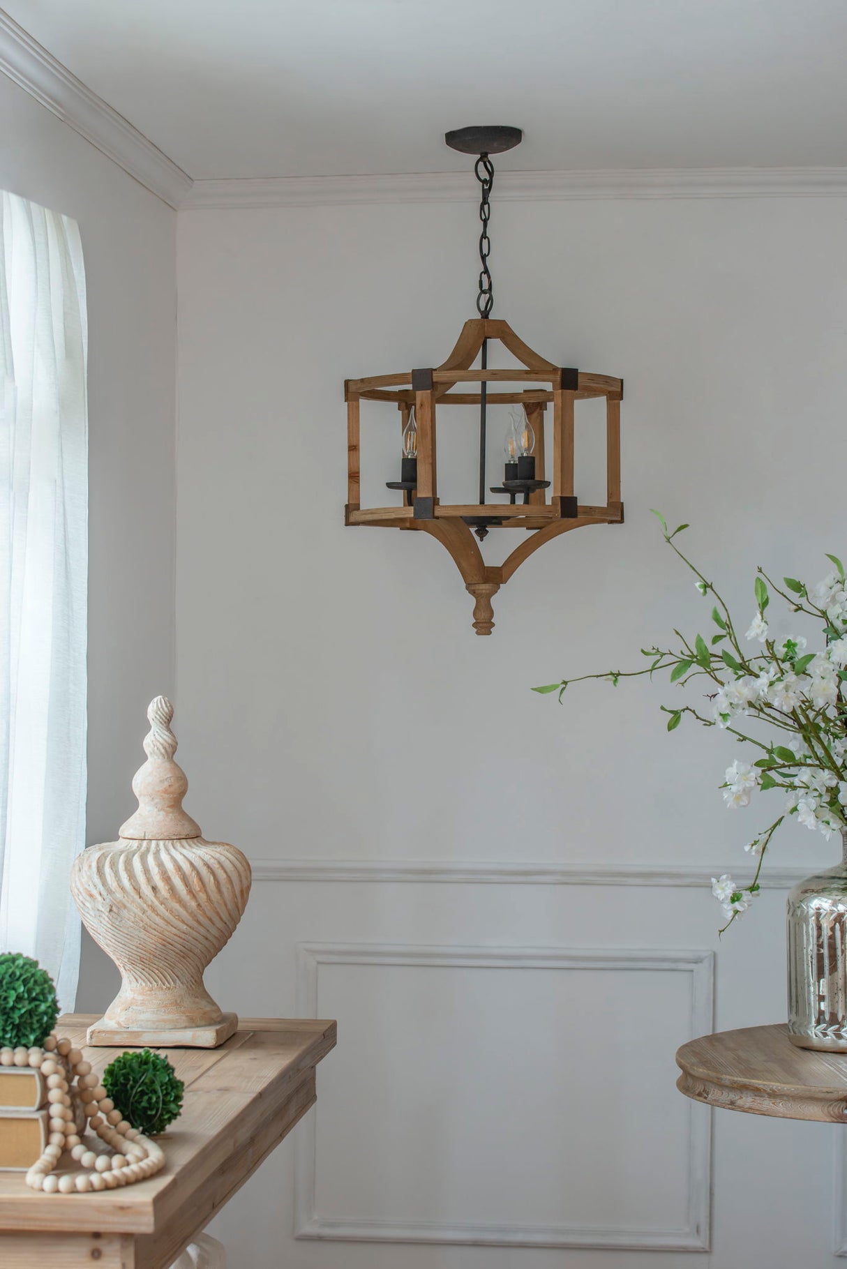3 Light Wood Drum Chandelier, Hanging Light Fixture With Adjustable Chain For Kitchen, Bulb Not Included - Brown