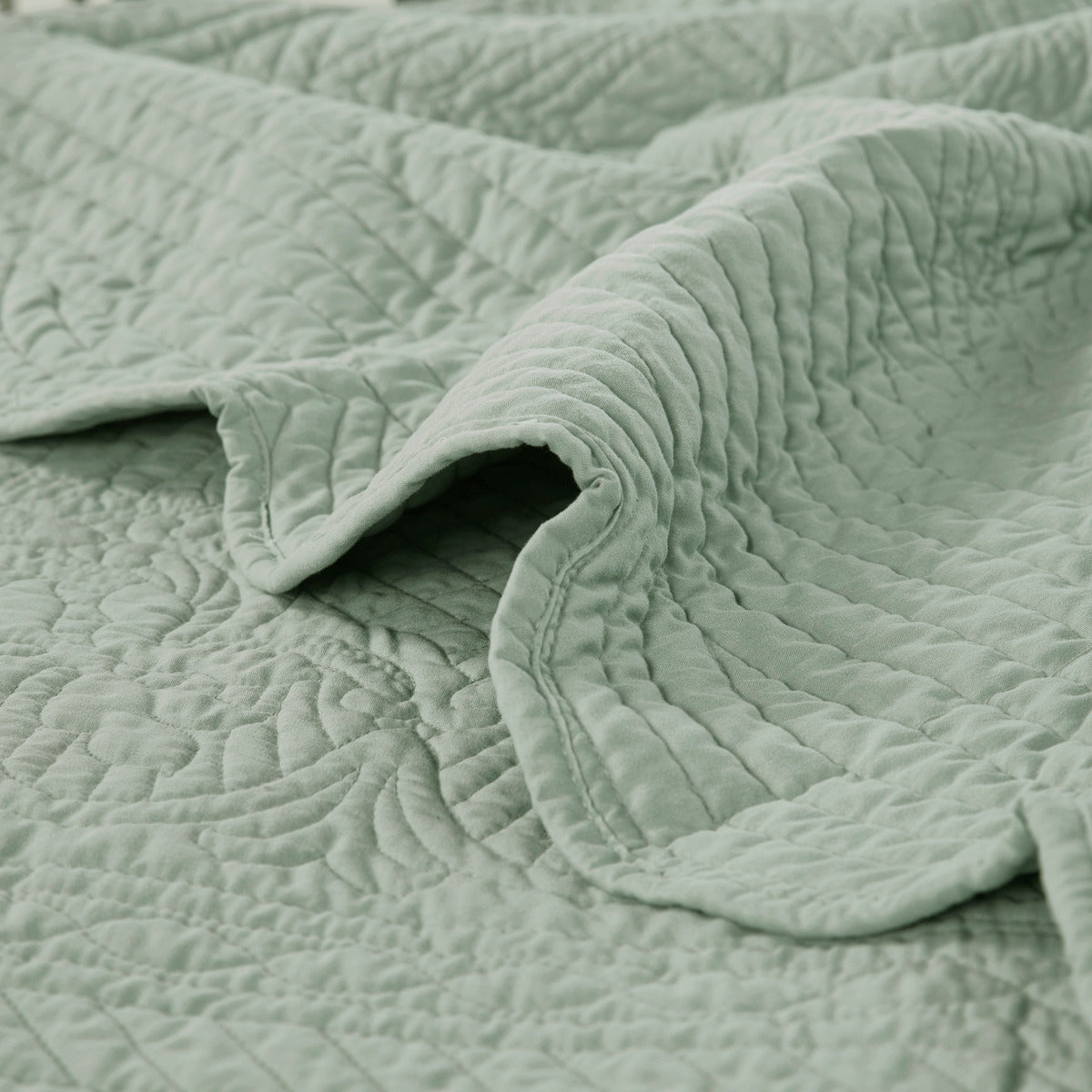 6 Piece Reversible Scalloped Edge Daybed Cover Set - Seafoam